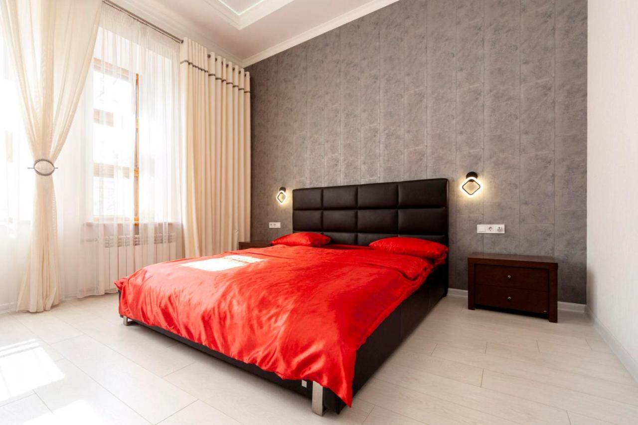 Apartamento Vip Студио На Дерибасовской Odesa Exterior foto